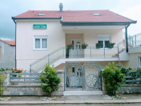 Apartments Lovori-Lorbe